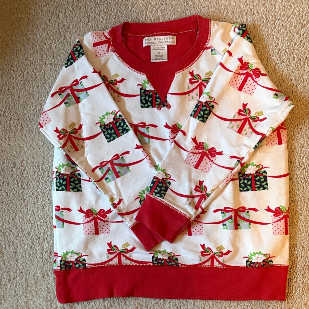 The Beaufort Bonnet Company Red and White Gift Print Sweatshirt